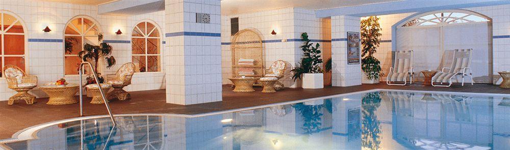 Hotel Landhaus Steinfeld Greetsiel Esterno foto