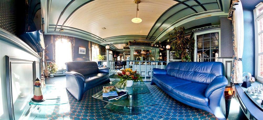 Hotel Landhaus Steinfeld Greetsiel Esterno foto