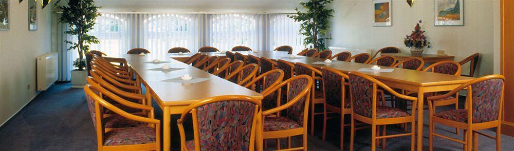 Hotel Landhaus Steinfeld Greetsiel Esterno foto