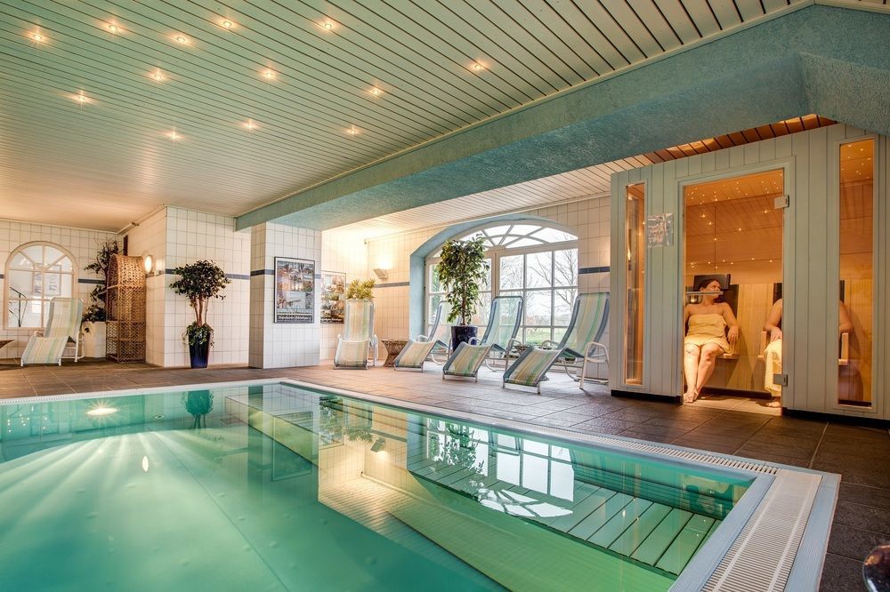 Hotel Landhaus Steinfeld Greetsiel Esterno foto