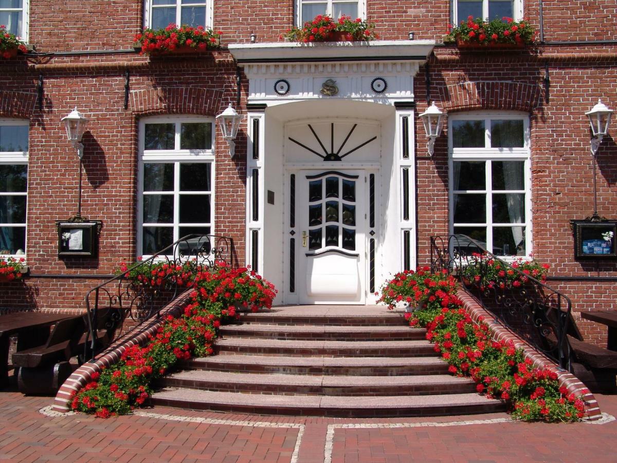 Hotel Landhaus Steinfeld Greetsiel Esterno foto